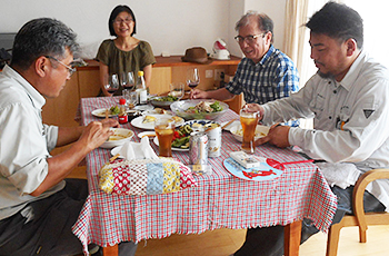 after 下部オープンの造作キッチン